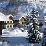 Grauson 3* Cogne
