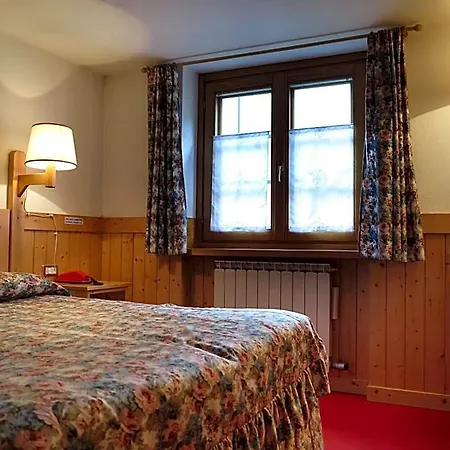 Grauson Hotel 3*