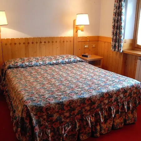 Grauson Hotel 3*