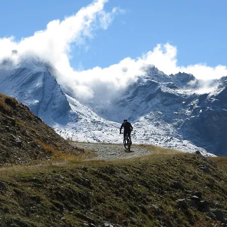 Grauson 3* Cogne